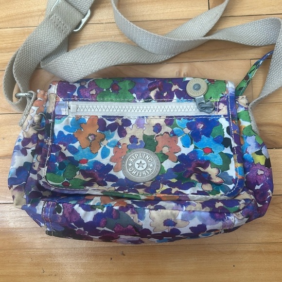 Kipling Handbags - Kipling Glowing Riverside floral print crossbody small purse bag belt bag